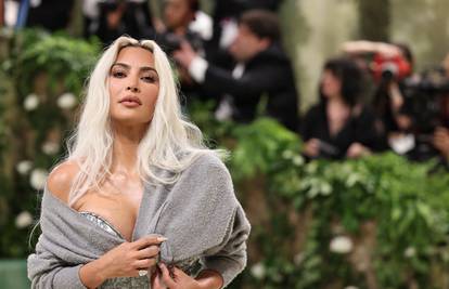 Kim Kardashian je šokirala sve korzetom na Met Gali, a ovo su posljedice njegovog nošenja...