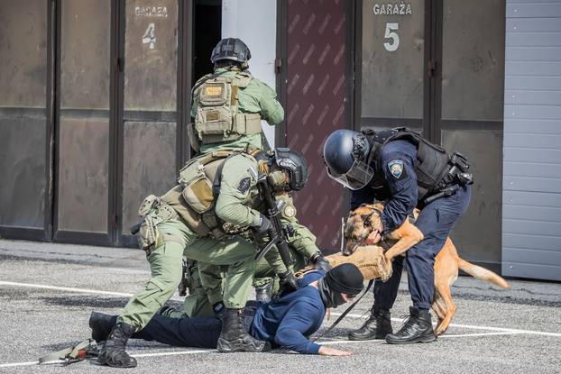 Split: Proslava 35 godina od osnutka postrojbe Specijalne jedinice Policije  BATT Split