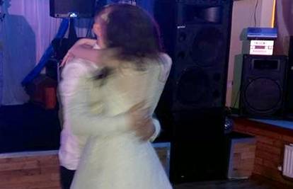 Rodila na dan vjenčanja: Usred prvog plesa pukao joj vodenjak