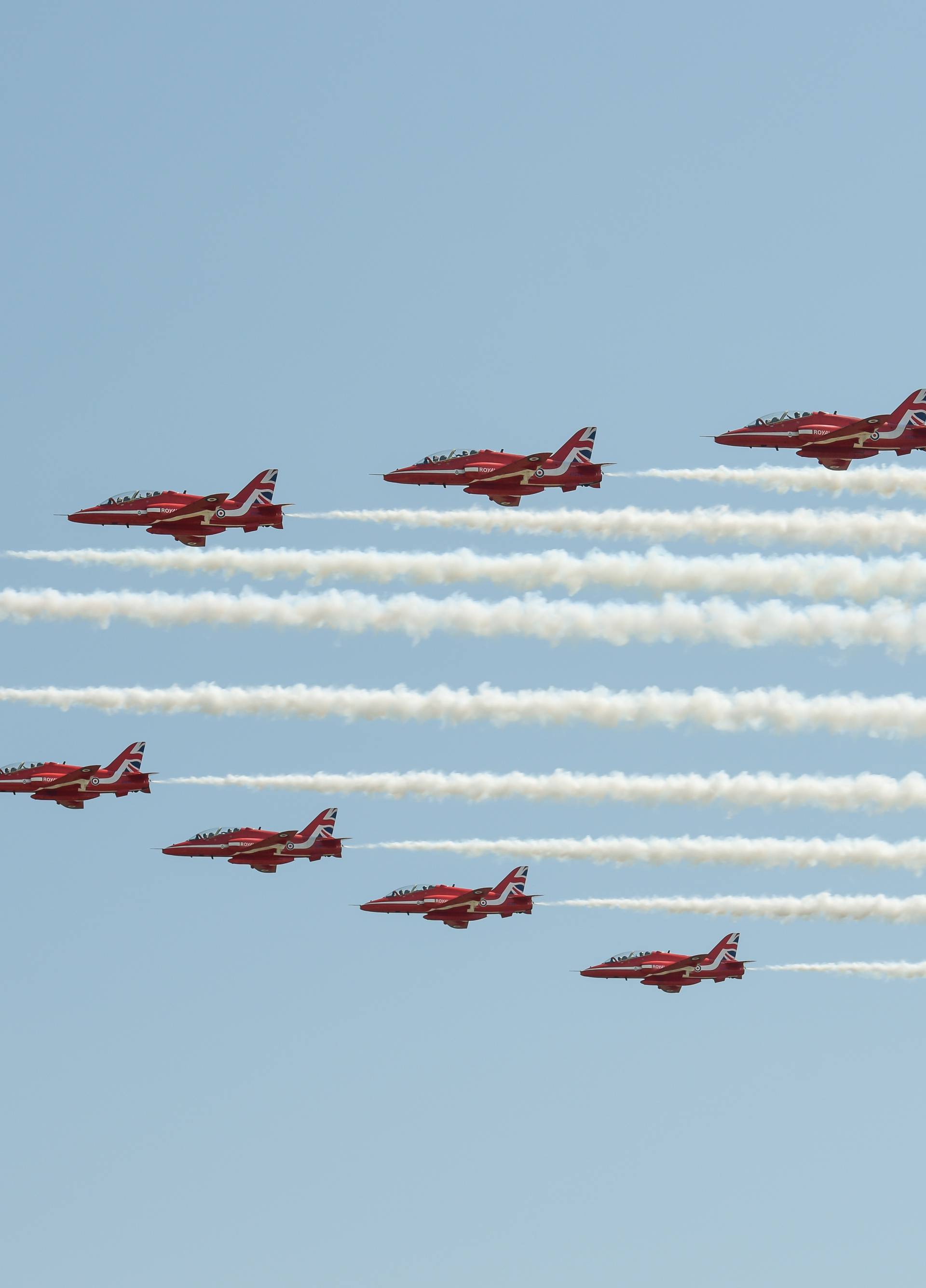 Kraljevska grupa Red Arrows posjetila je naša Krila Oluje