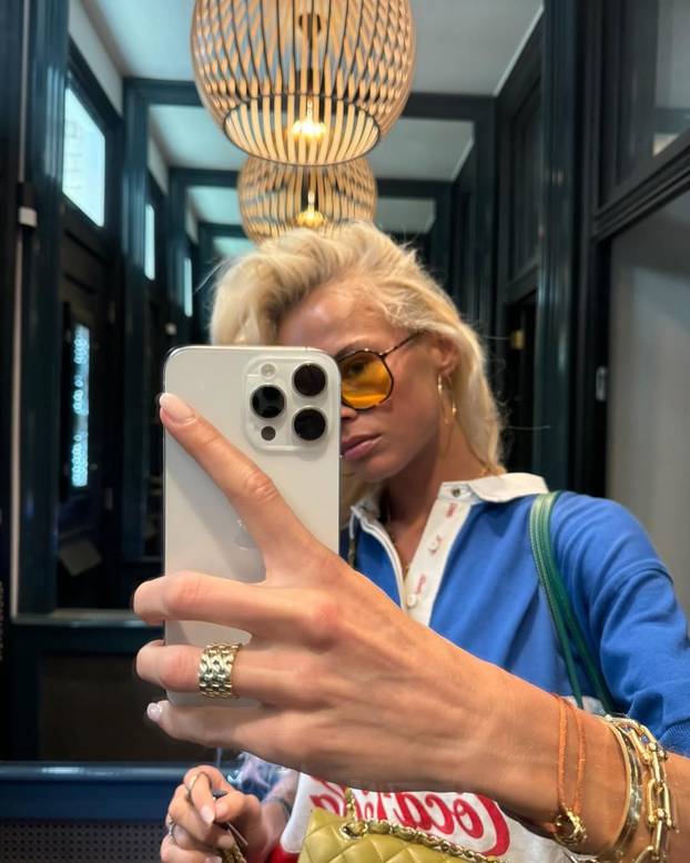 FOTO Slavni nogometaš ostavio suprugu zbog čudnih sklonosti