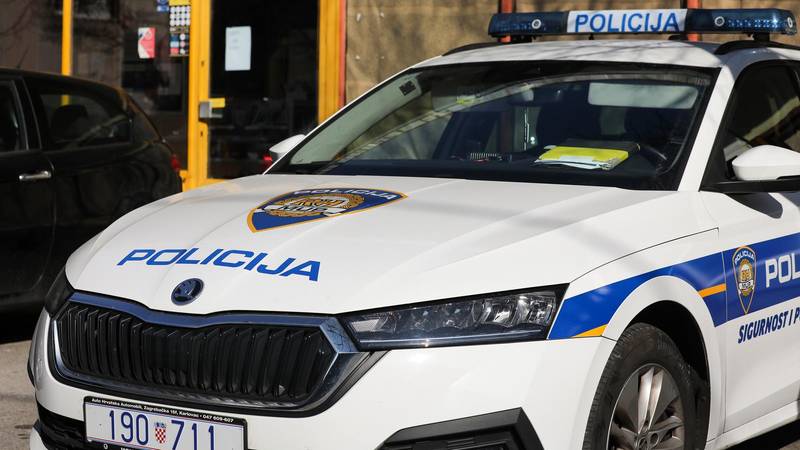 Mladići u Zadru dizali desnicu i vikali 'Sieg Heil'. Privedeni su!