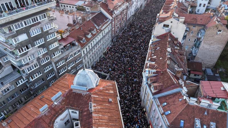 Detalji posljednjeg ispraćaja Halida Bešlića: Očekuju tisuće ljudi na ulicama Sarajeva...
