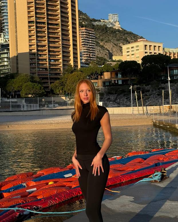 FOTO Zvali su je Beckerovim 'djetetom iz sobice za metle', sad je pokazala isklesano tijelo