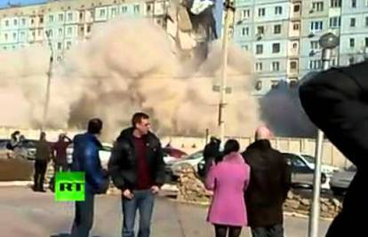 Rusija: U urušavanju zgrade 12 ozlijeđenih, 11 ljudi nestalo