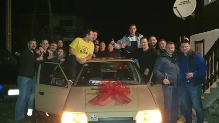 Prijatelju za rođendan kupili auto: 'Znali su da volim Škode'