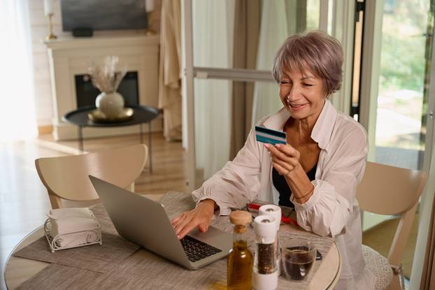 Cute,Older,Female,Is,Doing,Online,Shopping