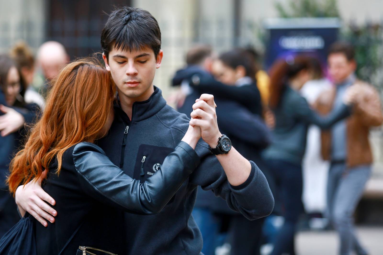 Zagreb: Tango flash mob iznenadio graÄane na Cvjetnom trgu