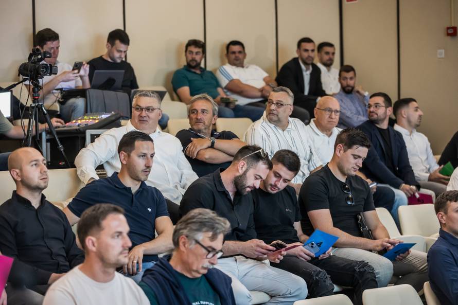 Split: Sjednica Županijskog Nogometnog Saveza na kojoj je izabran novi predsjednik Hrvoje Maleš