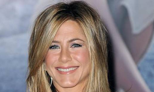 'Prijateljici' J. Aniston je lijepo psovati na snimanju