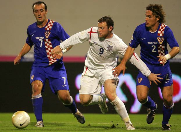 ARHIVA - 2006. Zagreb: Vatreni i "maksimirska krtica" srušili su Englesku 