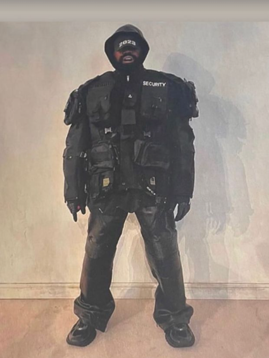 Kanye West u inkognito izdanju: Manekenski prošetao modnom pistom na reviji za 'Balenciagu'