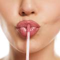 Novi beauty hit: Sladoledne usne u više romantičnih tonova