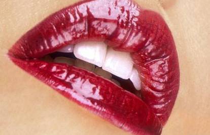 Zavodljivo lijepe usne ove sezone nose izražajne boje