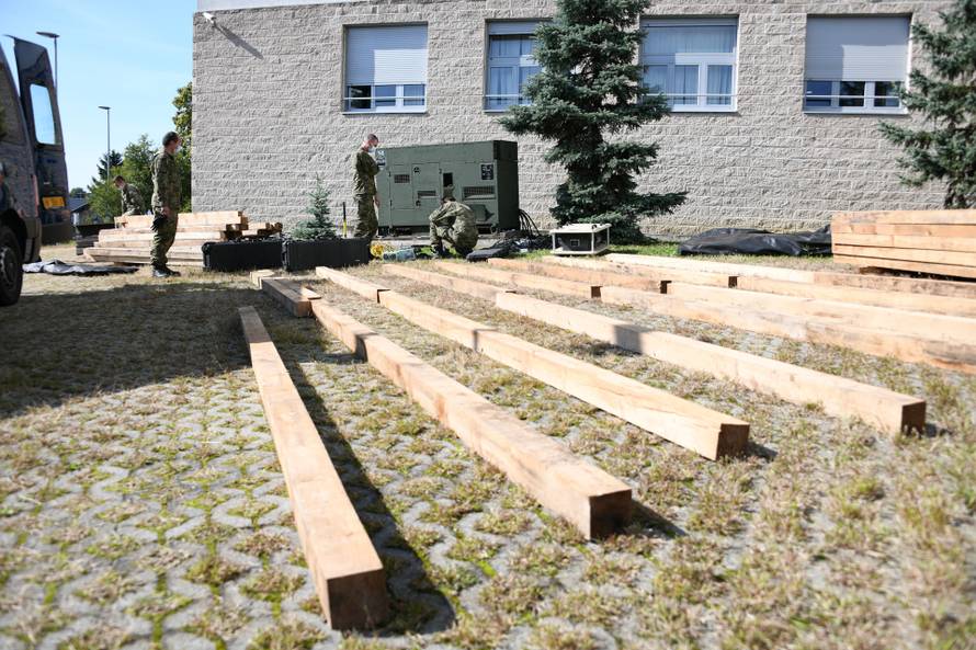 Klinika za infektivne bolesti je puna, zaraženi idu u Dubravu