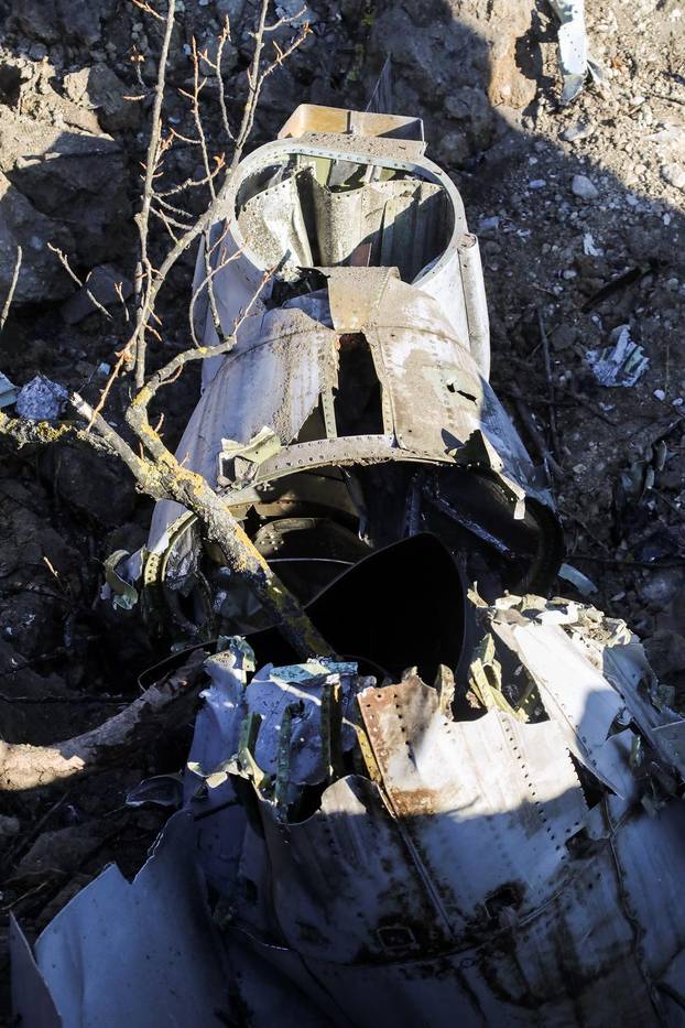 Zagreb: Premijer Andrej Plenković i  nadležni članovi Vlade obišli su mjesto pada besposadne letjelice