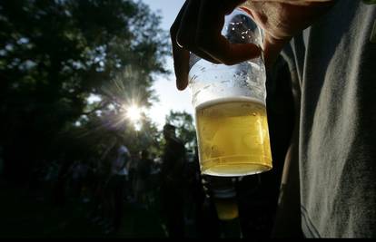 Pivo na dan može udvostručiti šanse za začeće kod muškarca