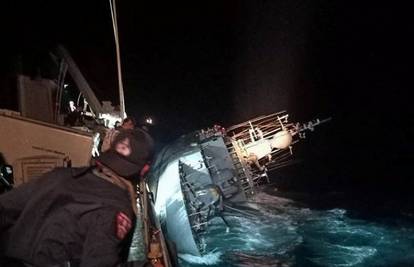 Na Tajlandu traje potraga za 31 nestalim u potonuću ratnog broda: Spasili oko 75 ljudi
