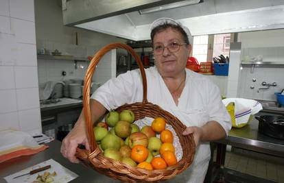 Slučajna država: Zatvara se škola jer ljudi idu u mirovinu?!