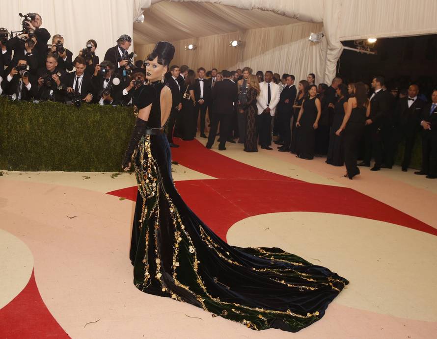 Singer Katy Perry arrives at the Met Gala in New York