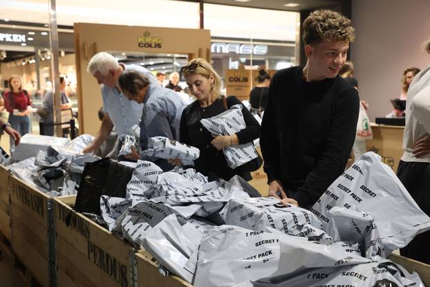 Trgovina "izgubljenih" paketa stigla je i u Split