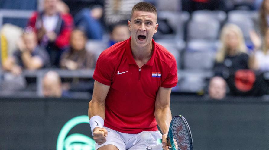 Osijek: Duje Ajduković i Lukaš Klein u prvom meču Davis Cupa između Hrvatske i Slovačke