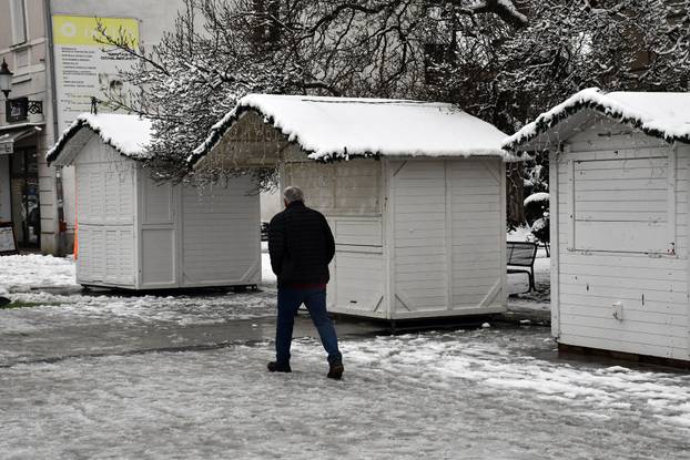 Prava zimska idila na ulicama Slavonskog Broda