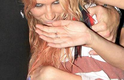 Američka reperica Kesha od alkohola se potpuno pogubila