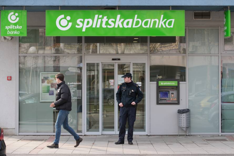 Opljačkana poslovnica Splitske banke u Središću u Zagrebu