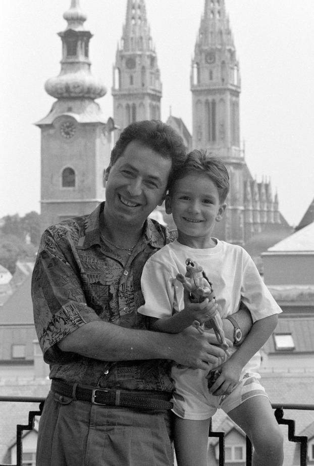 Zagreb: Pjevač Tomislav Ivčić, srpanj 1990.