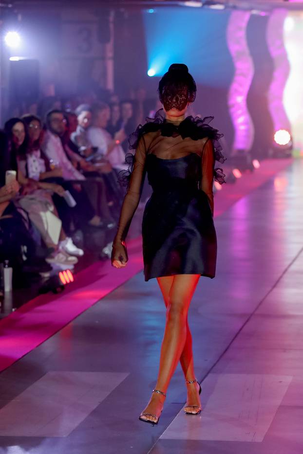 Biograd na Moru: ModernA – modna revija hrvatskih dizajnera 