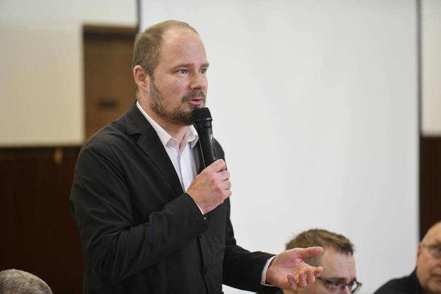 Donji Dragonožec: Sastanak Zbora građana o pitanju odvijanja nastave u prostorima DVD-a