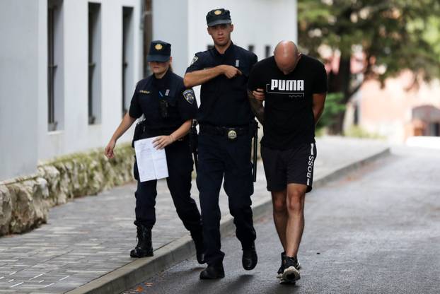 Pula: Na pulski Županijski sud privedena trojica osumnjičena za napad na mladog Slovenca u Poreču