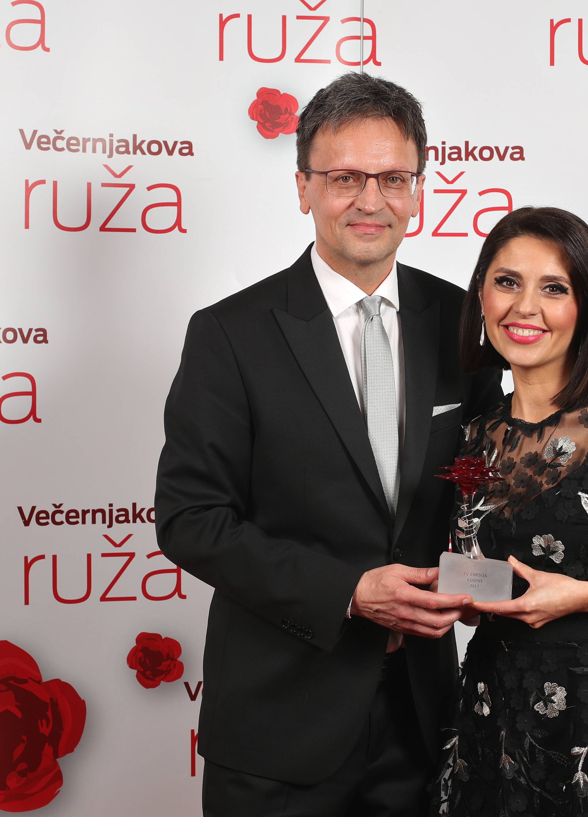 Spektakl u zagrebačkom HNK: Dodijeljene Večernjakove ruže