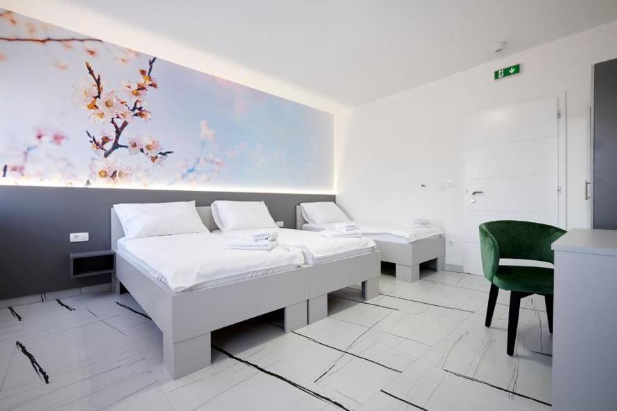 Svi jure cestom D1, a ne znaju da se ovdje krije oaza s grijanim bazenom