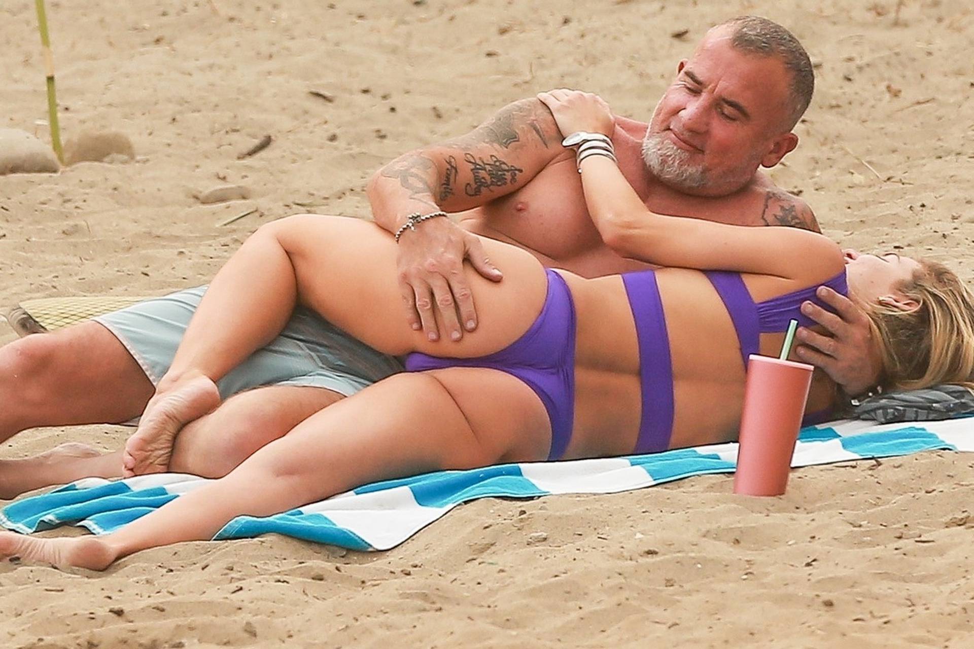 *EXCLUSIVE* AnnaLynne McCord and Dominic Purcell enjoying a beach day