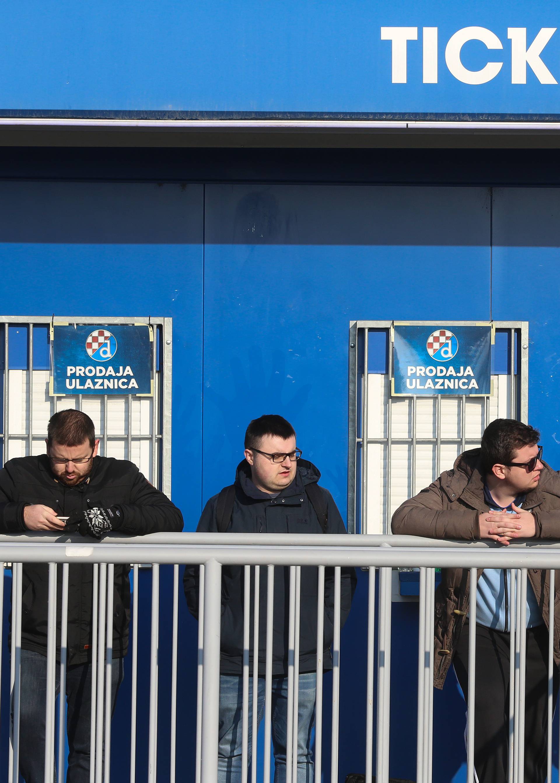 Zagreb: Od ranog jutra guÅ¾ve za kupnju karata za Dinamovu uzvratnu utakmicu u Europi