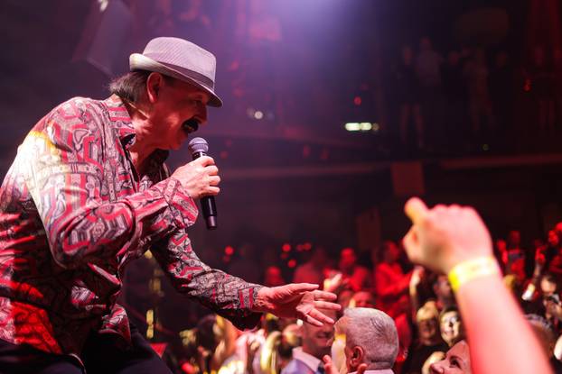 Zagreb: Koncert Harisa Džinovića u klubu Mint