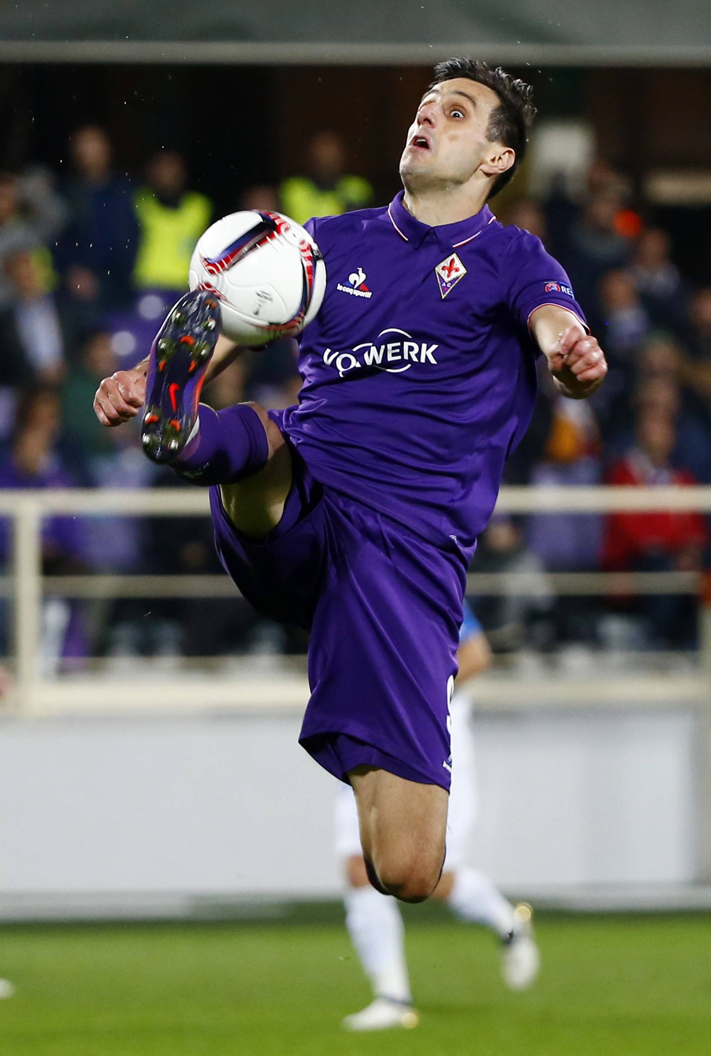 Fiorentina's Nikola Kalinic in action