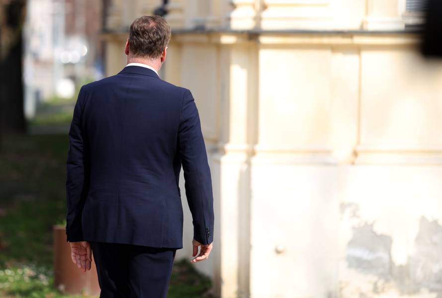 Vinkovci: Mario Banožić, nakon što je prijavio svjedoke nesreće, odlazi sa suda s osmijehom