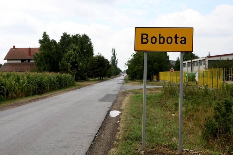 Policija istražuje: Školarci su recitirali partizanske pjesme?