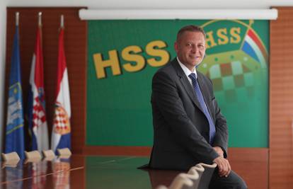 Beljak ponovno na čelu HSS-a:  524 člana glasala su za njega