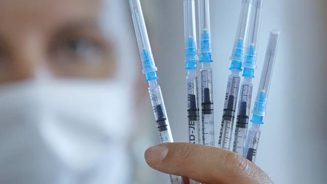 U Krapinsko-zagorskoj 49 novih slučajeva zaraze, umrlo troje