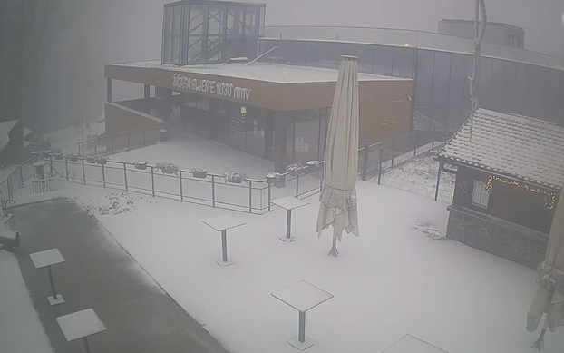 FOTO Pada na Sljemenu, ima ga i na cestama: Pogledajte kako se Hrvatska bijeli na Badnjak!