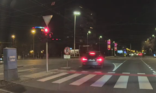 VIDEO Nevjerojatno! Mrtav hladan u centru Zagreba proletio na crveno na križanju!