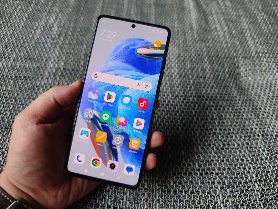 Borba srednje klase: Isprobali smo Xiaomi Redmi Note 12 Pro