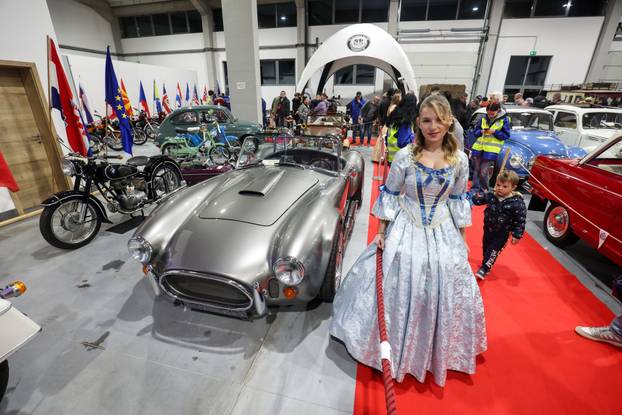 Zagreb: Izložba preuređenih oldtimera povodom Noći muzeja