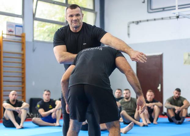 Zagreb: Ogledni trening Mirka Filipovića s pripadnicima specijalne i interventne policije