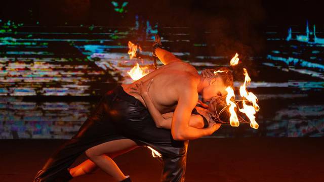 Akrobati Jan i Sonja 'zapalili' su pozornicu 'Supertalenta': 'Vas dvoje ste toliko vatreni par...'
