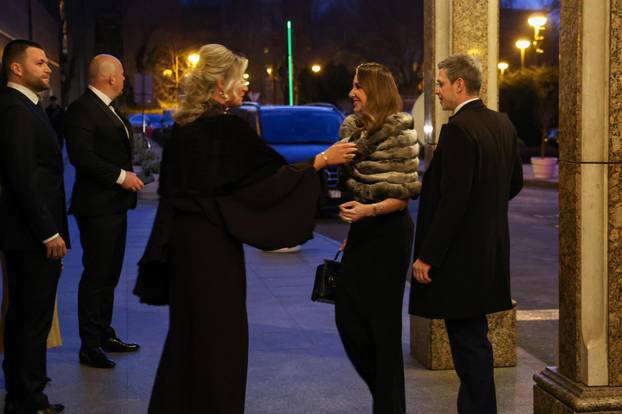 Zagreb: Dolazak uzvanika na svadbu Marijana Kustića i Nike Perenčević